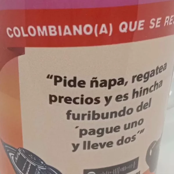 Mug Musical / taza "Colombiano(a) que se respete..."