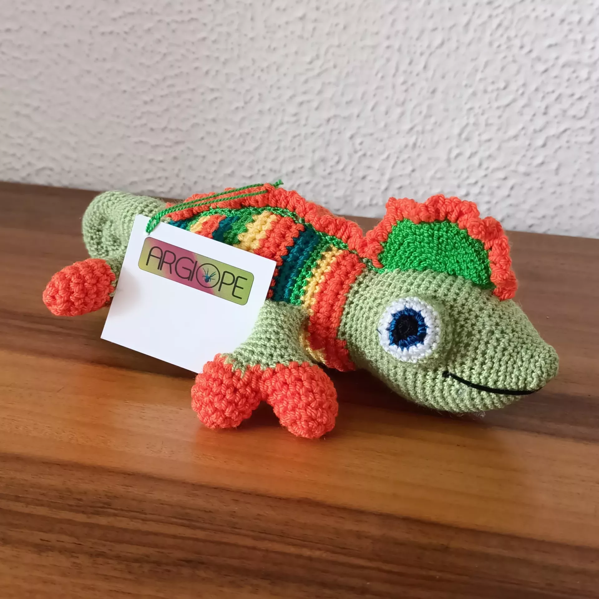 RegalosColombianos.com - Camaleón Tejido en Crochet