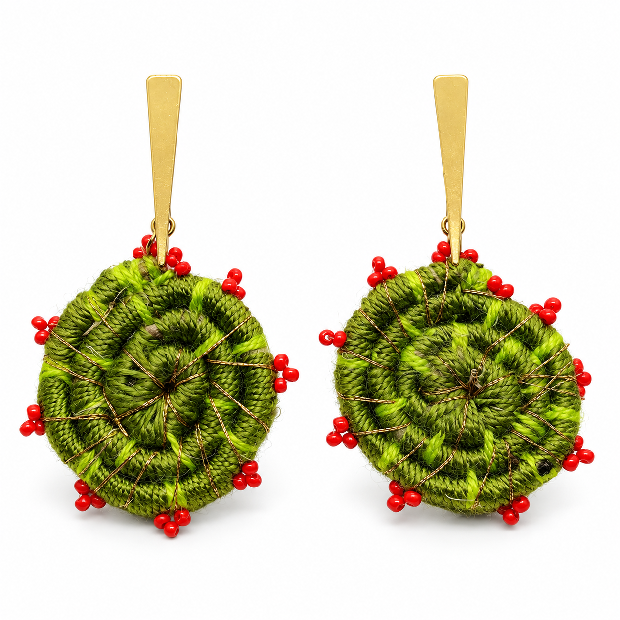 Aretes Artesanales Espirales Verde Selva con Tejido Textil